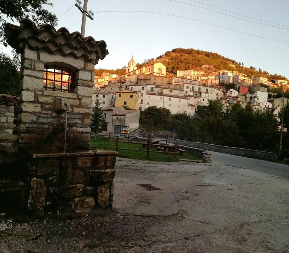 Roccamandolfi B&B Il Buon Cammino מראה חיצוני תמונה